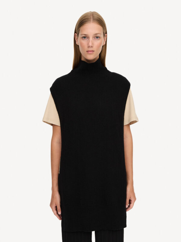 By Malene Birger - Zania Oversized Knit Bib