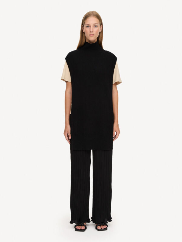 By Malene Birger - Zania Oversized Knit Bib - Image 4