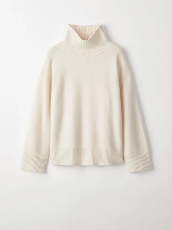 Soft Goat - Boyfriend Turtleneck Feather White