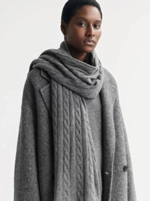 Soft Goat - Cable Knit Scarf