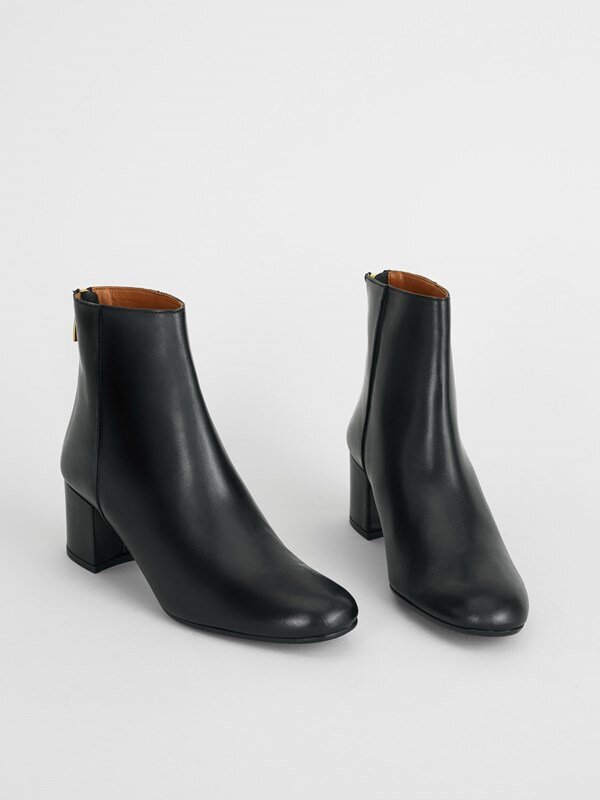 ATP Atelier - Mei Black Ankle Boots Vachetta